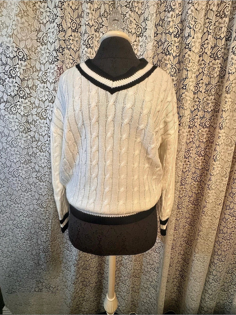 Jollycode Cable Knit V-Neck Sweater in White & Black Like New